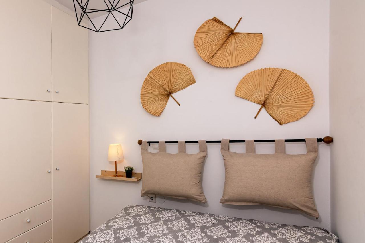 Bona'S Guest House Agia  Luaran gambar