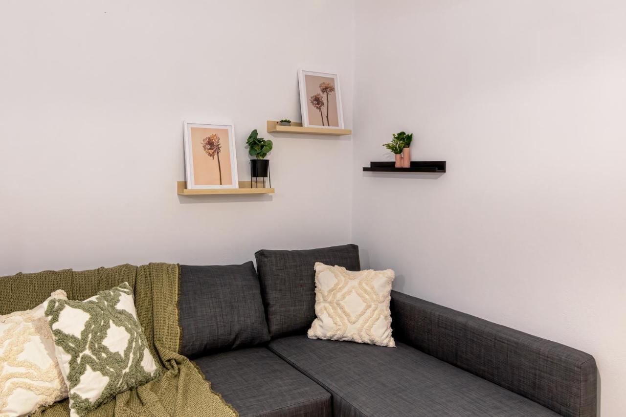 Bona'S Guest House Agia  Luaran gambar